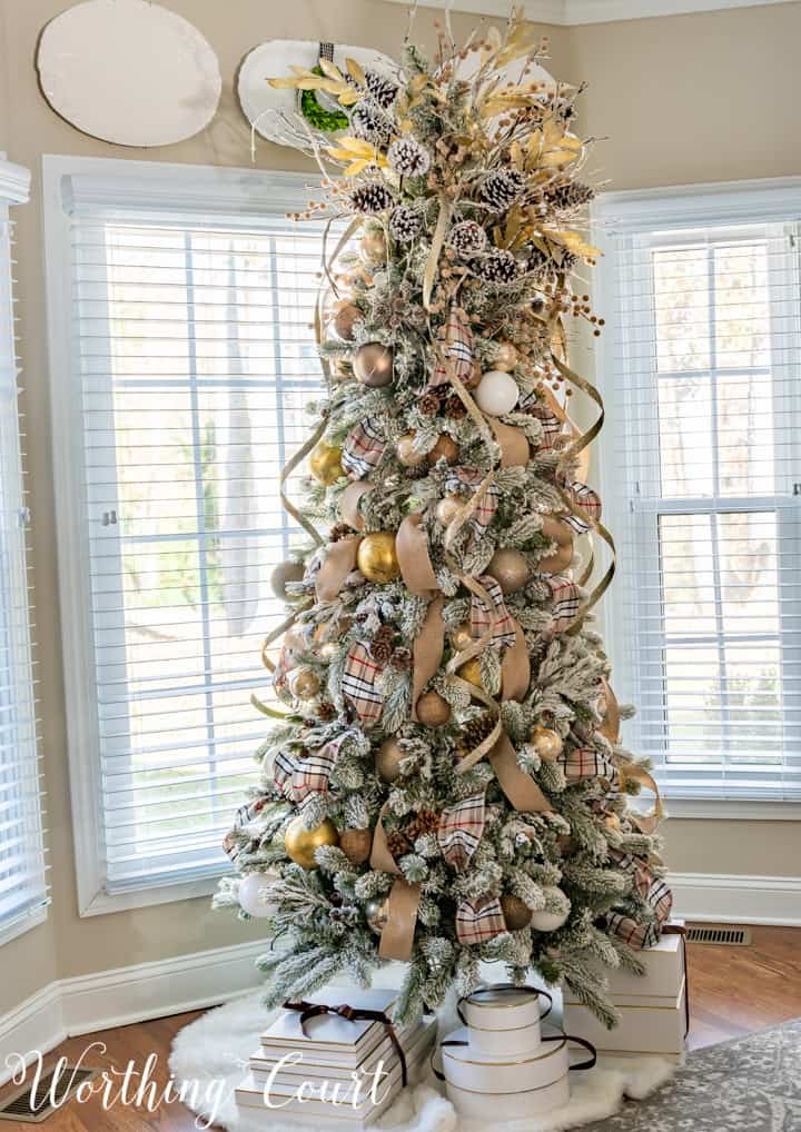 27 Christmas Theme Options to Bring Absolute Joy to Your Home 8 christmas theme