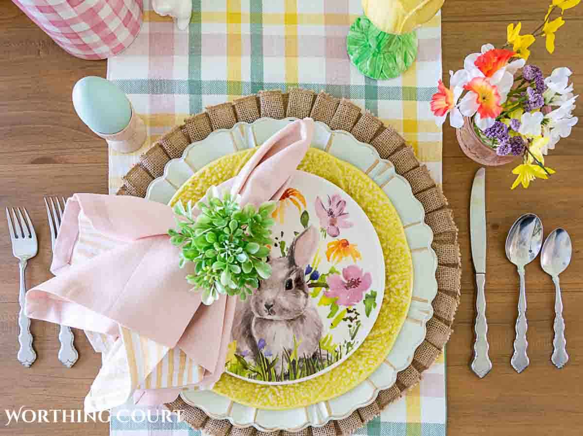 Yellow and pink Easter table decorations