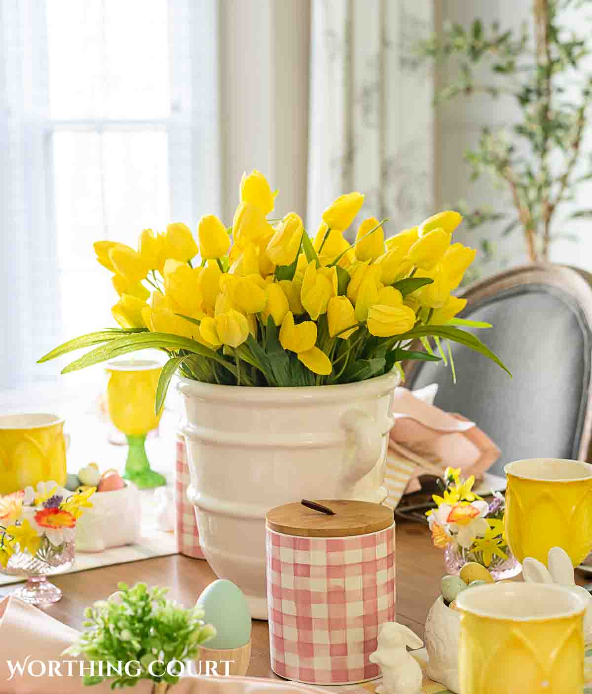 Yellow and pink Easter table decorations