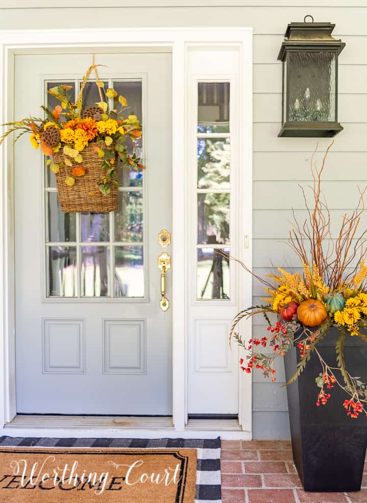 How To Create An Inviting Fall Front Porch