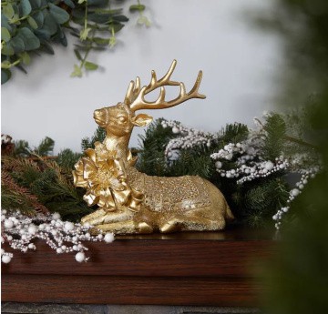 gold sitting reindeer