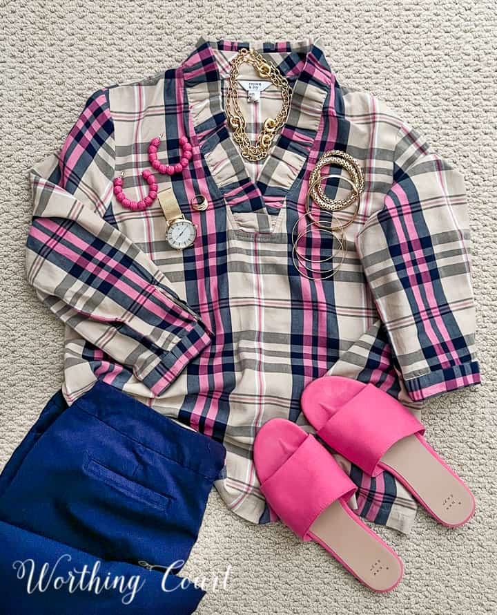 ladies outfit with plaid shirt, navy capri pants and fushia sandals
