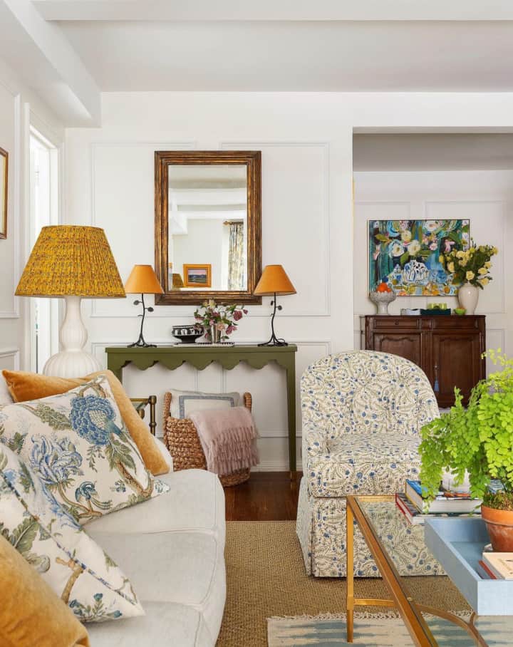 partial view of a living room decorated with neutral colors