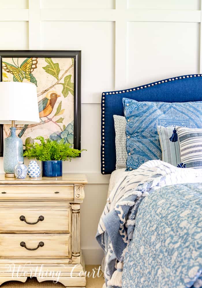 How To Decorate And Add Style to a Small Bedroom