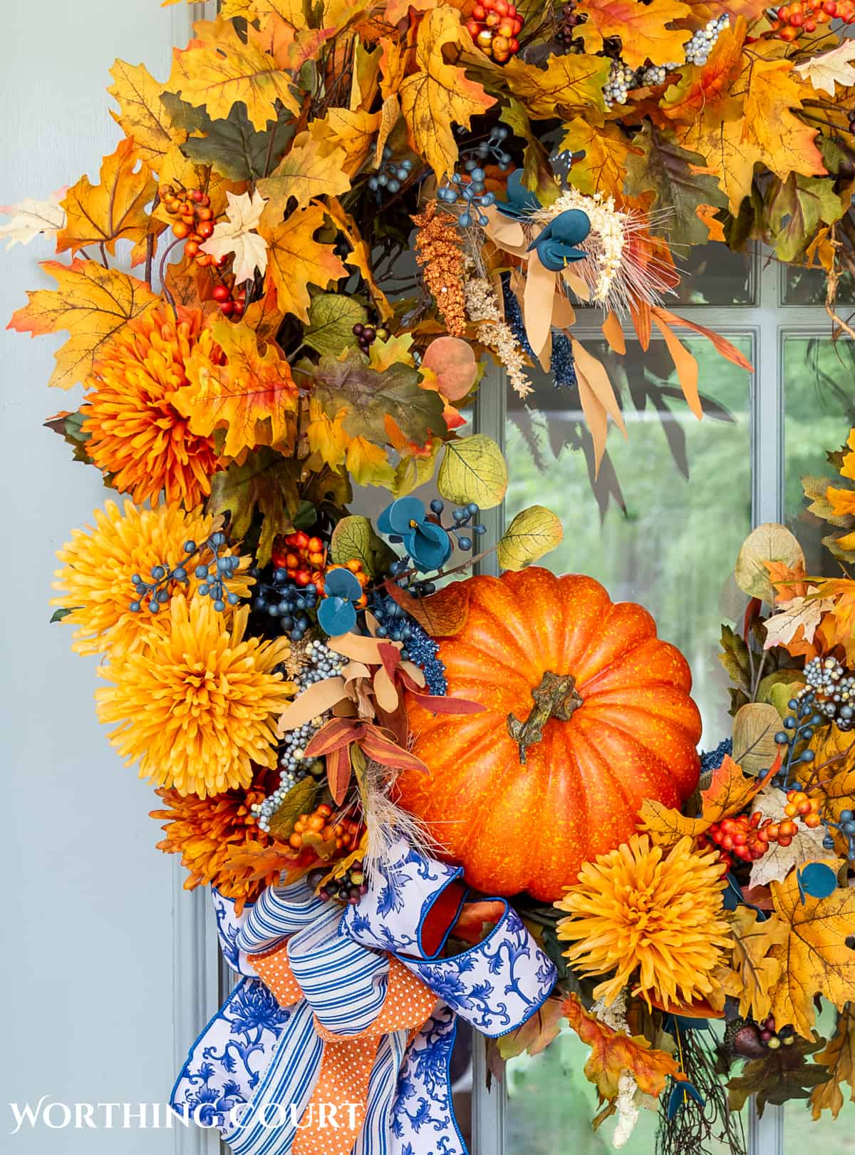 Easy Large Front Porch Decorating Ideas For Fall