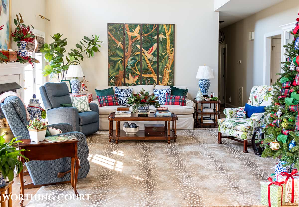 living room with traditional Christmas decorations