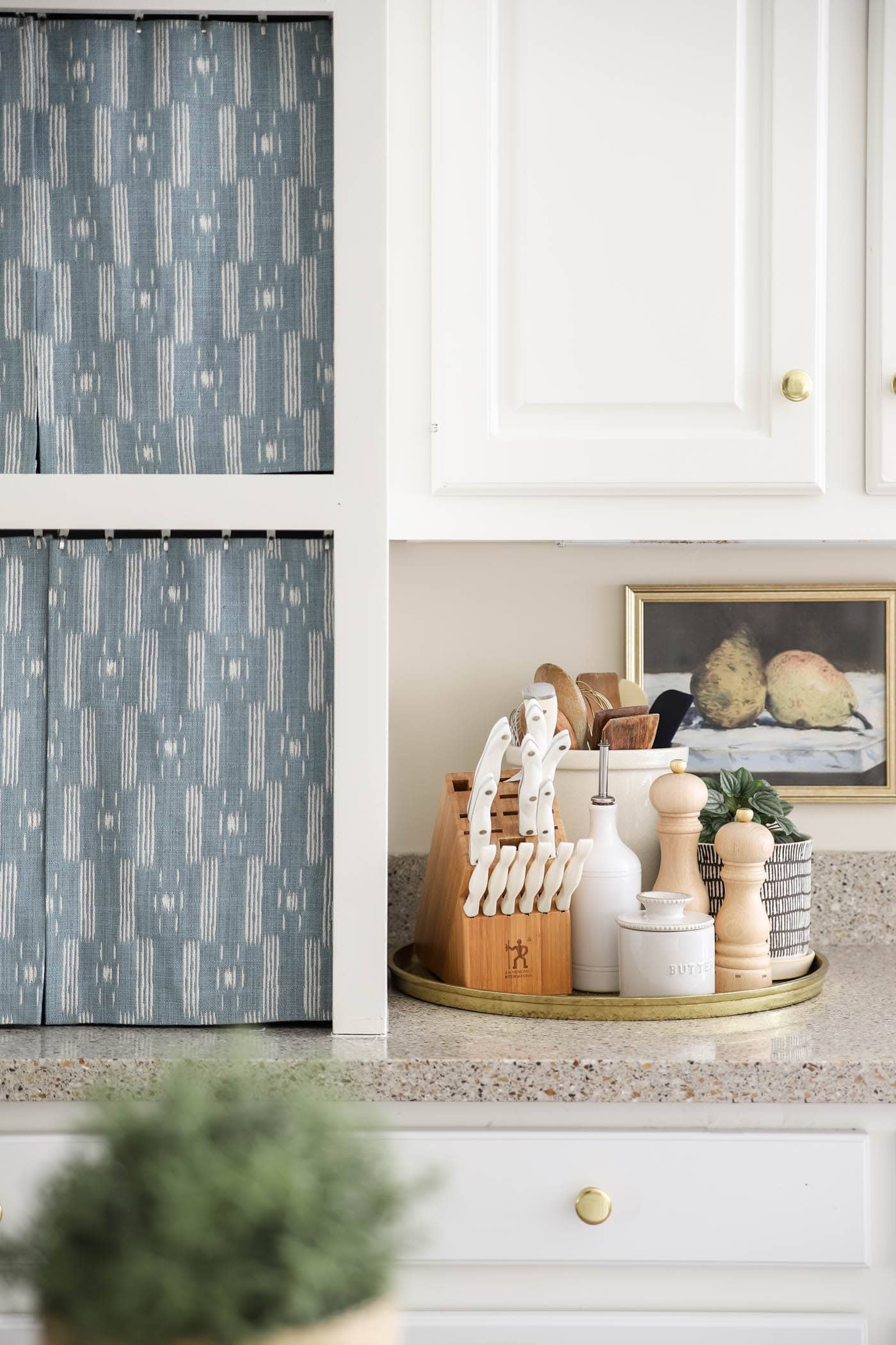Styling Kitchen Counters