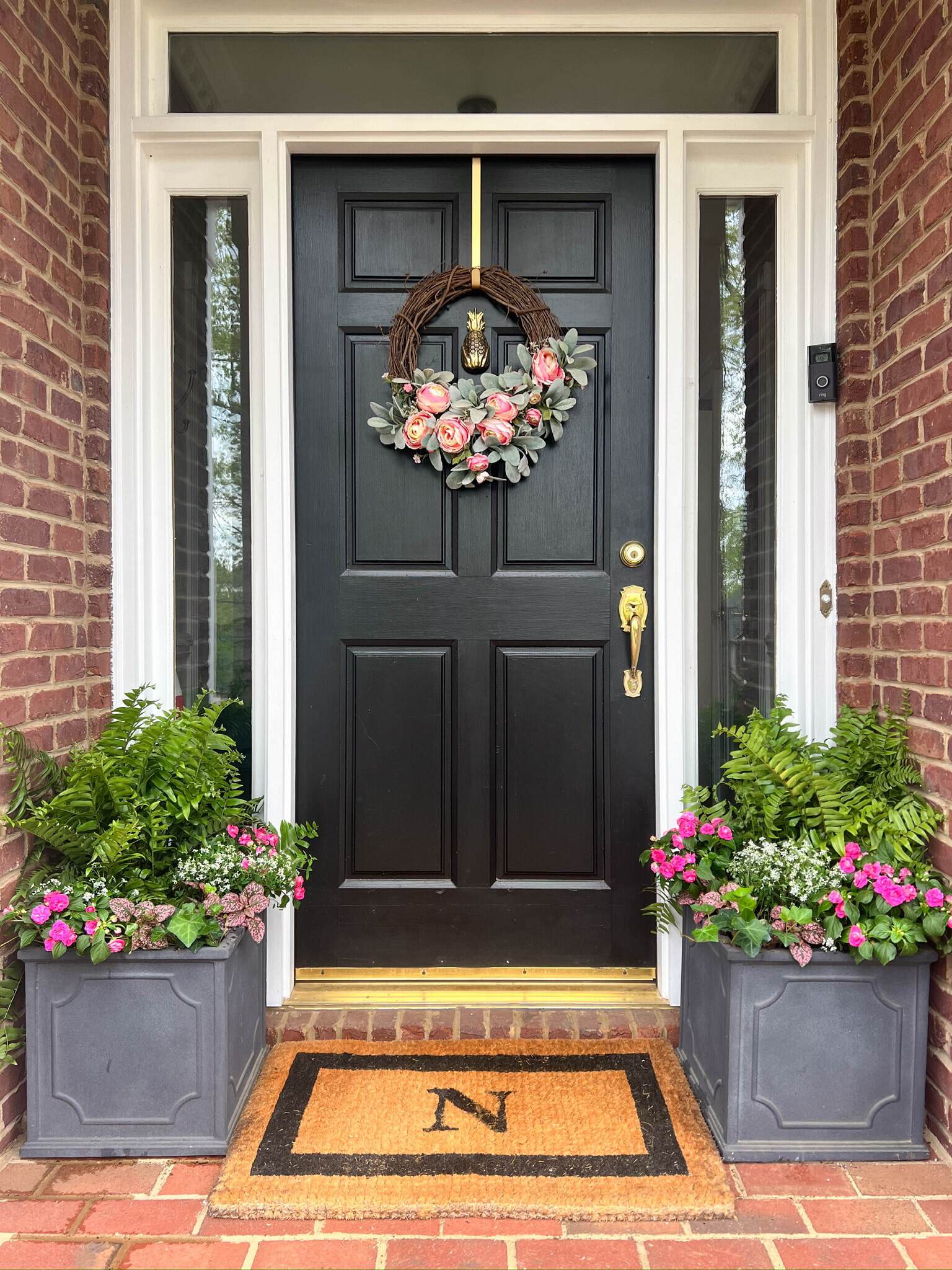Small Front Porch Decor
