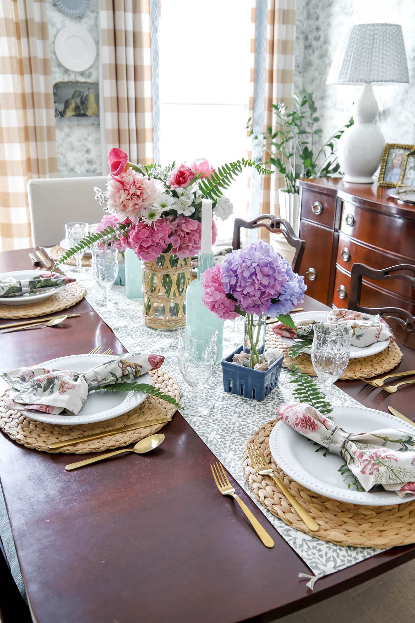 Summer tablescape ideas