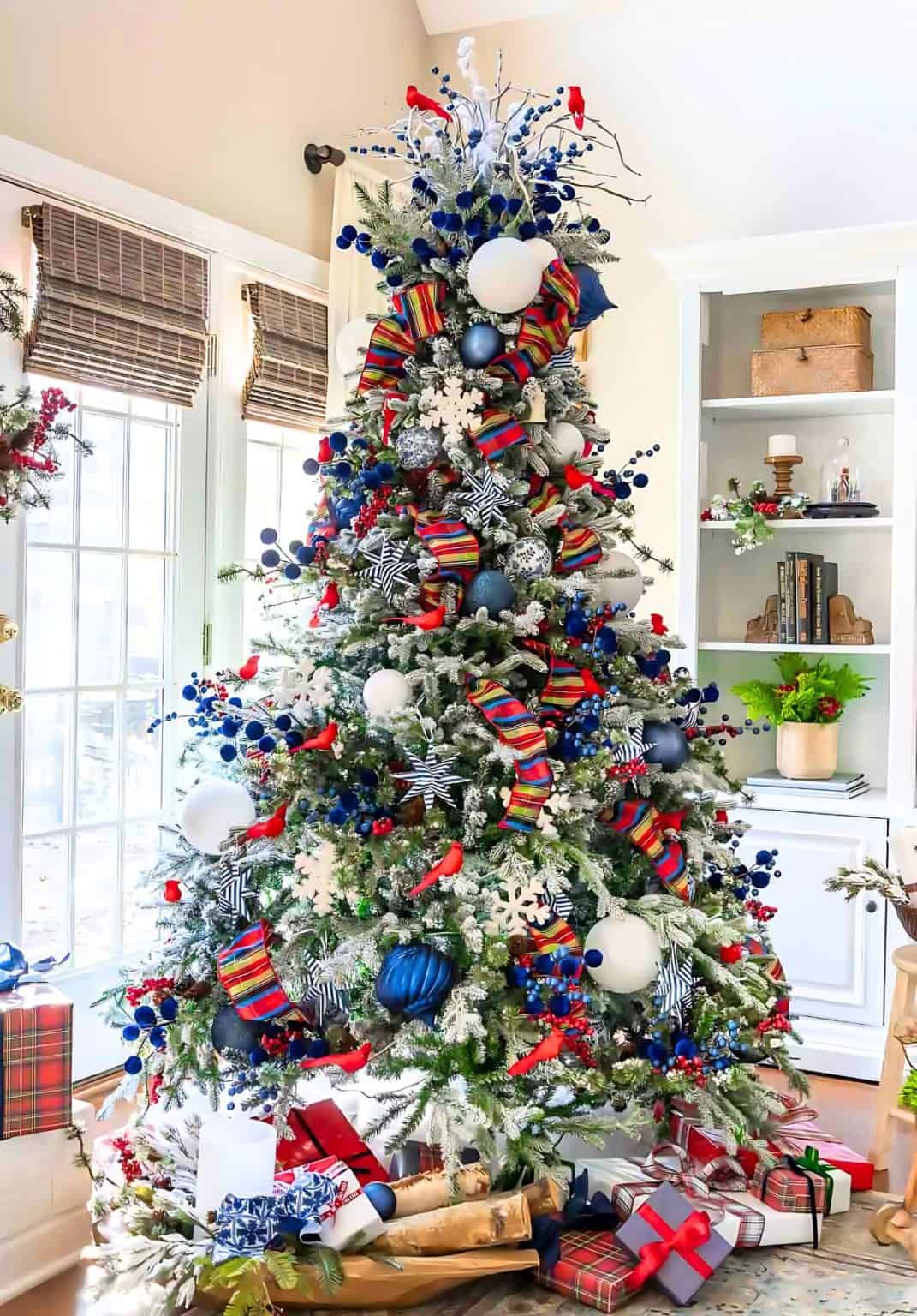7 Christmas Tree Topper Ideas - Worthing Court | DIY Home Decor Made Easy